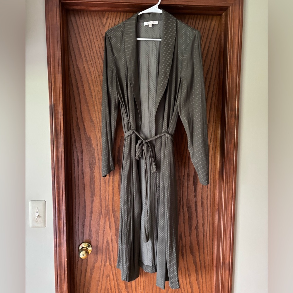 WAYF Silk Belted Cardigan – Women’s Size S